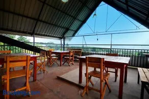 Green View Peak Restaurant - Image 1