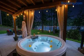 Woodland Escape on Mission Lake-Worldcup Fan Zone 30 min drive - Image 1