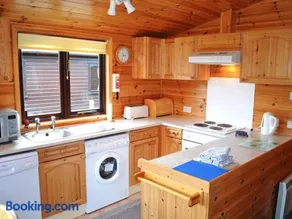 Glenmore Lodge - Image 1