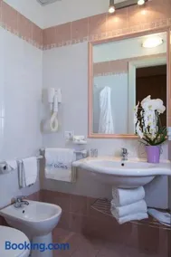 Hotel Globus - Image 4
