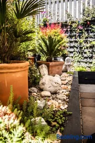 The Garden Apartment - Image 2