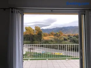 Superbe Appartement Vue Montagne Proximités Grandes Surfaces - Image 1
