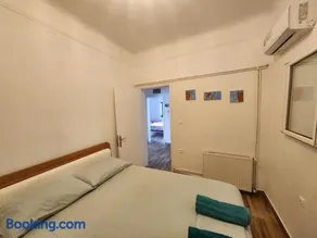 debi's place - Image 4