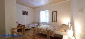 Studio Apartman Kaštel Kambelovac - Image 3