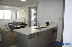 North Sydney Wyndel Apartments-MIL1005 - Image 5