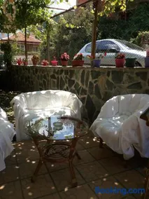 Viktoria House - Image 2