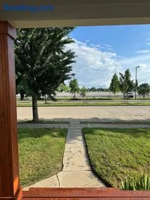 The Trifecta Across from Churchill Downs Derby-Inspired 2BR2BA - Image 4