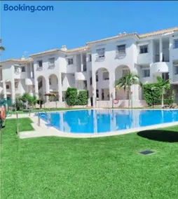 Apartamento vacacional máximo 4 personas - Image 1