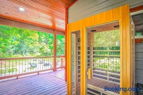 Modern Cabin with Sauna, Tub, Firepit and Views - Image 3
