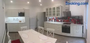 zentral gelegene top ausgestattete Wohnung - Image 3
