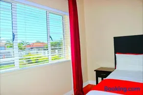 Seas of Ships Guest House - Image 2