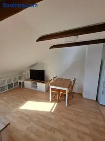 útulný podkrovní byt v centru Třebíče - Image 2