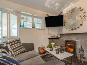 2 Bed in Mold oc-90461 - Image 3