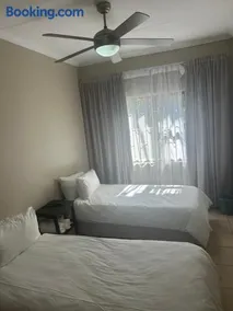 C'est Si Bon Accommodation at 73 Geyser, Mokopane - Image 2