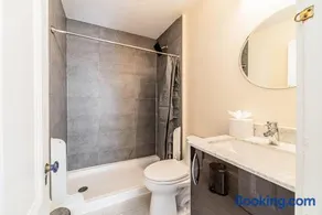 Beacon Luxury Suites - Image 2