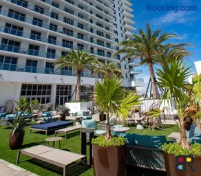 HYDE Beach House Apartments - Image 5