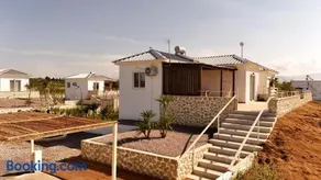 Boho Natural Beachfront Detached House - Image 2