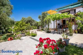 Studios Panagiotas House Astris - Image 1
