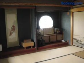 B & B Nishimine - Image 2