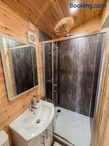 'Cosy Gem' Cabin Woodland Retreat Randalstown NI - Image 3