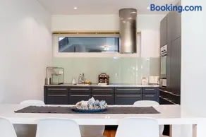RIVER Apartment - Image 2
