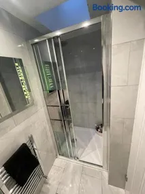 Family Home Stay - Image 2