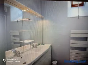 Agréable T2 avec petite cour privative - 3 nuits minimum - Image 2