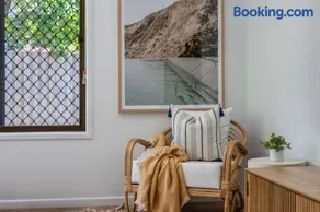 Golden Beach family nest - Image 3