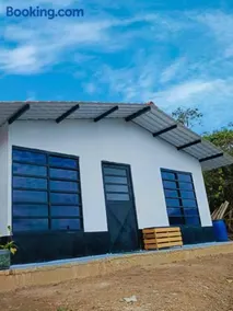 Twin House, casas campestres con vista al embalse - Image 3