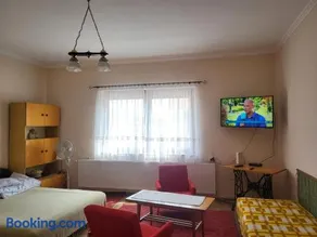 Farkas Piroska Vendégház - Image 3