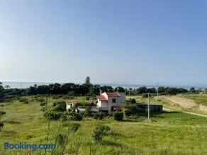 Villa Rosa, Campagna e Mare con Accesso Privato alla Spiaggia - Image 1