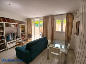 Nice 3P large terrace - Image 3