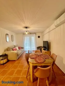 Charmant appartement lumineux avec terrasse - Image 1
