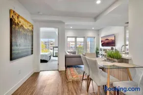 13 Luxury Apartment - Image 3