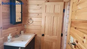 Cabin 2 Waterfront with Free Ramp Access and Fishing Piers - Image 3