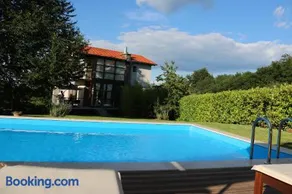 Eva's house - Image 3
