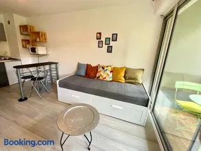 Studio entre la place des 5 cantons et la plage - Image 4