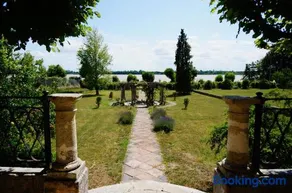 Villa Bacchus - Image 1