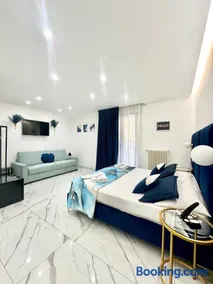 Oltremare Luxury Suites - Image 3