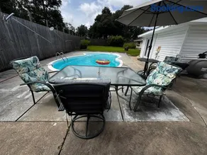 Pool House - Image 1