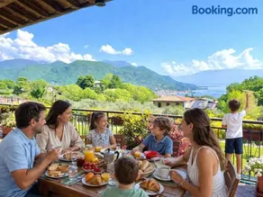 D1MORA Fiorita - Villa PET FRIENDLY with lake view - Image 1