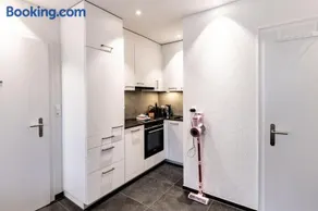Max Apartments - Image 3