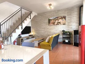 SG Family - SO GA Apartment - Image 3