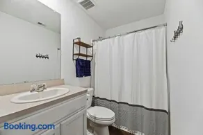 Perfect Home 4bdrm 2bath - Image 2