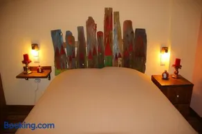 Cozy Mountain Cabin - Image 2