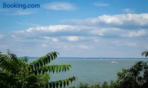 Tópart Vendégház Balatongyörök, Lakeside House - Image 2