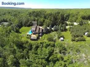 Irish Mountain Suites - Image 3