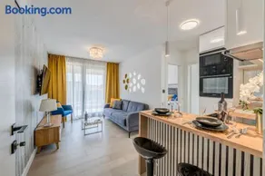 Panorama Coastal Haven - Image 4