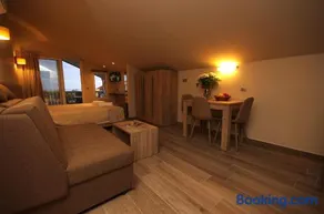 John & Eve Hotel - Image 5