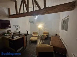 Gîte, jacuzzi et piscine - Image 3